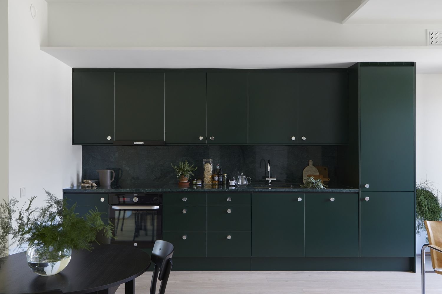 15 Dark Green Kitchen Ideas That Will Completely Transform Your Space